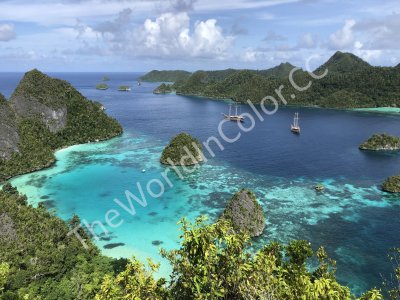 Bukit Pindito Wayag